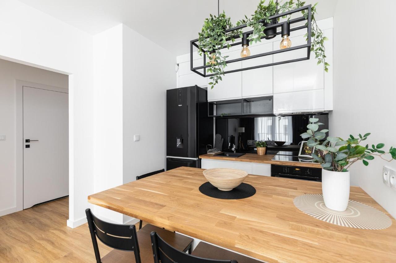 Superapart Stanislawa 1A Warsaw Exterior photo