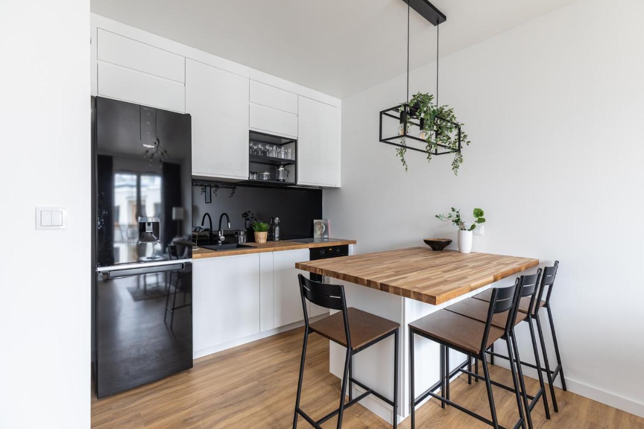 Superapart Stanislawa 1A Warsaw Exterior photo