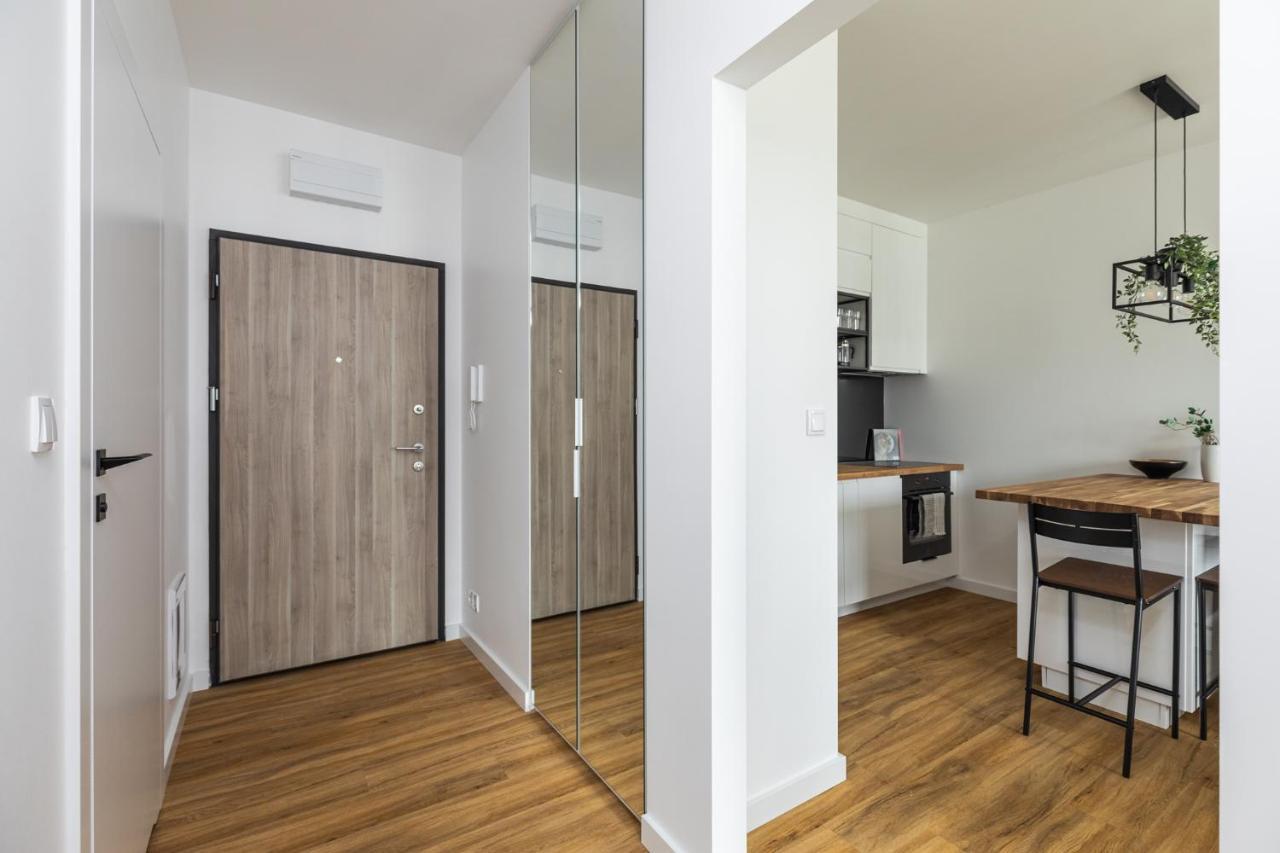 Superapart Stanislawa 1A Warsaw Exterior photo